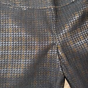 NIC+ZOE Geometric Shimmer Patterned Pants in Metallic - RARE